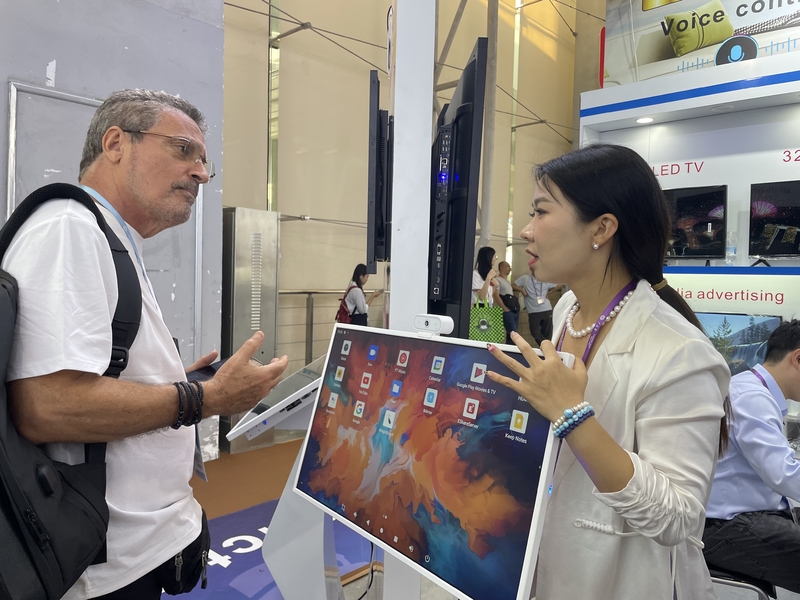 Guangzhou Hongyuan Electronics Co., Ltd. manufacturer production line